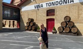 The author with a dog at Vina Tondonia