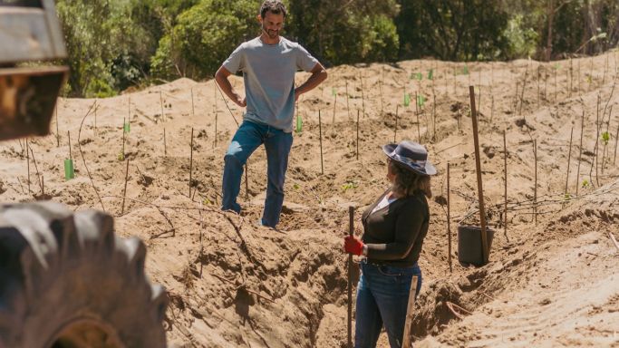 Colares digging the trench