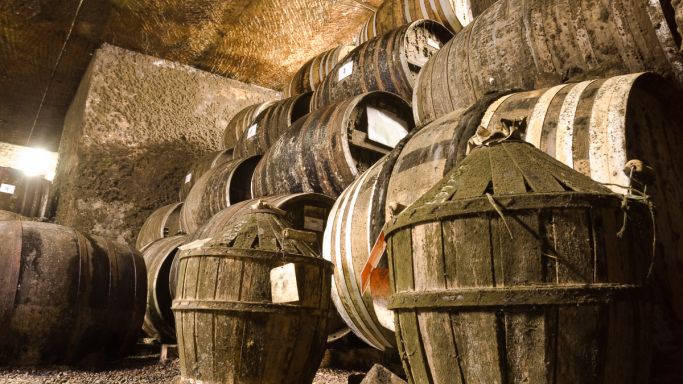 cognac barrels and bonbonnes