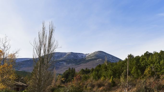 Mncayo massif in northern Spain