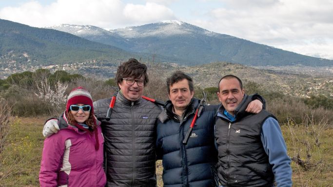 The 4 Monos team in the Gredos mountains