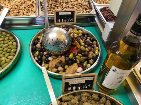 Olives and olive oil Chez Gaston in Carcassonne market