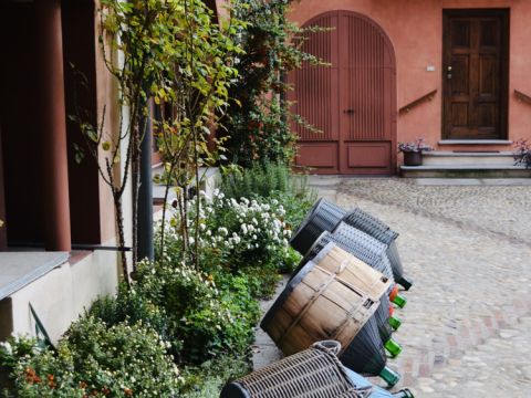 Yard at Chianti Vergano