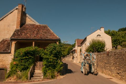 Backstreet in Chambolle-Musigny with tractor