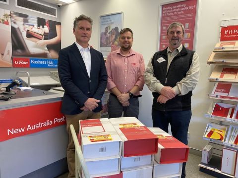 Alex McKay, Brad and Bill Mason with Australia Post's shipment of Tumbarumba wines to Jancis