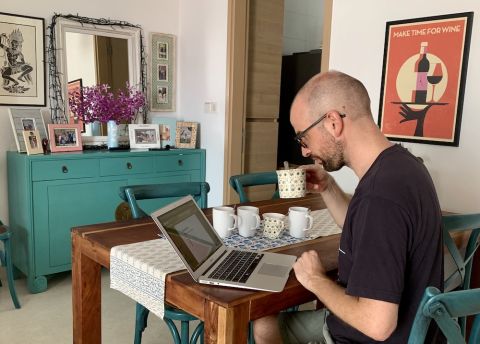 Richard Hemming tasting wine-flavoured tea