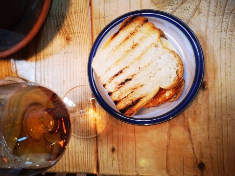 Henriques & Henriques 10 Year Old Sercial with halloumi and apricot jam toastie
