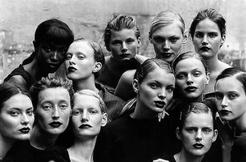 Peter Lindbergh. Courtesy of the Peter Lindbergh Foundation, Paris. Naomi Campbell, Karen Elson, Jayne Windsor, Shirley Mallmann