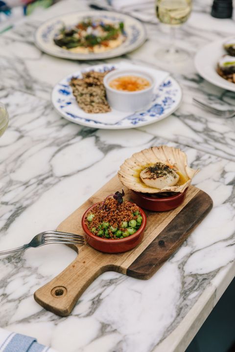 Starters at The Rose, Deal