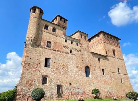 Grinzane Cavour castello