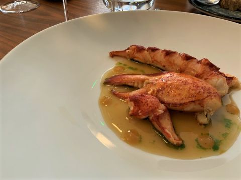 Trivet Tokaj lunch - lobster in spicy nage