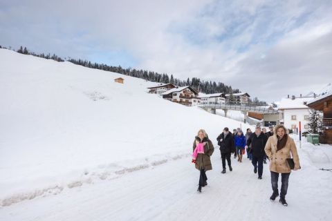 Blaufränkisch attendees in the Lech snow