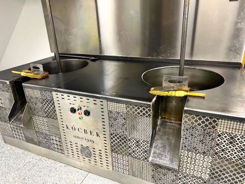 The old Kocbek roasting stove waiting for action