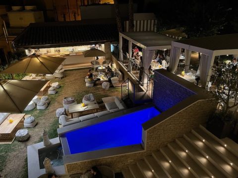 Casa Clat bar and resto