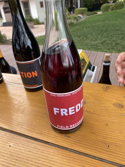 Fredo has a colour-changing label