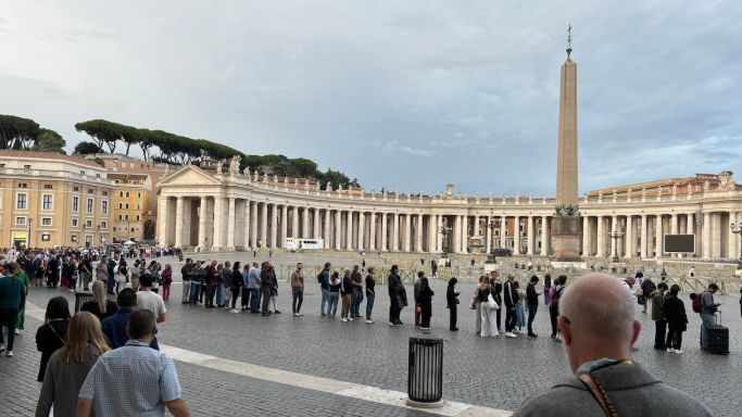 St Peter's Square with obelisk